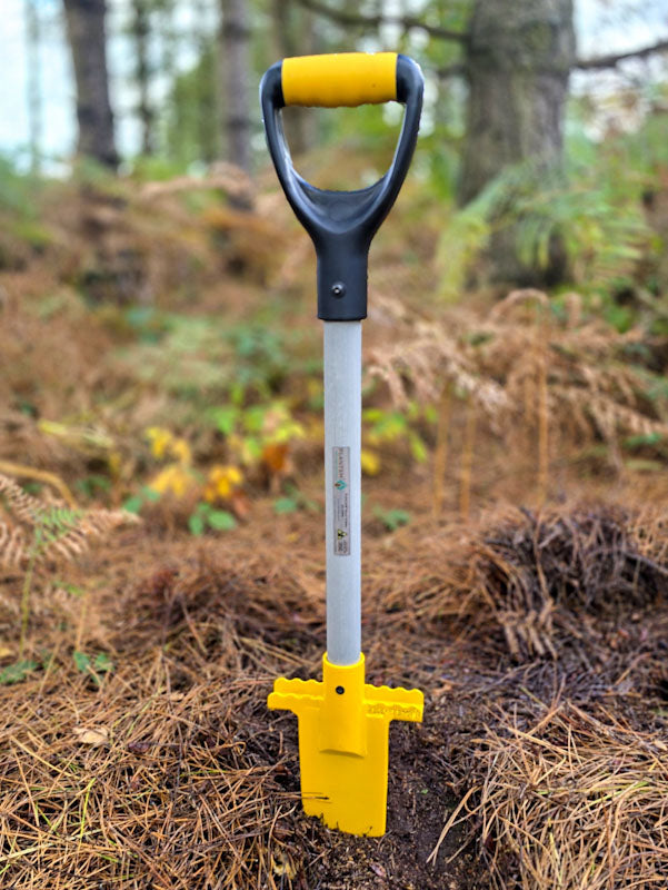 PLANTEM Short Dibber for tree planting, in ground in forest